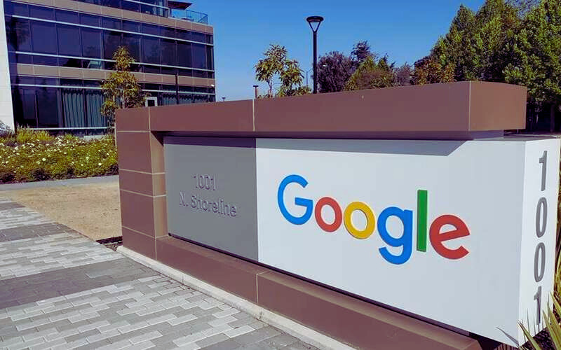 Google Bets on AI